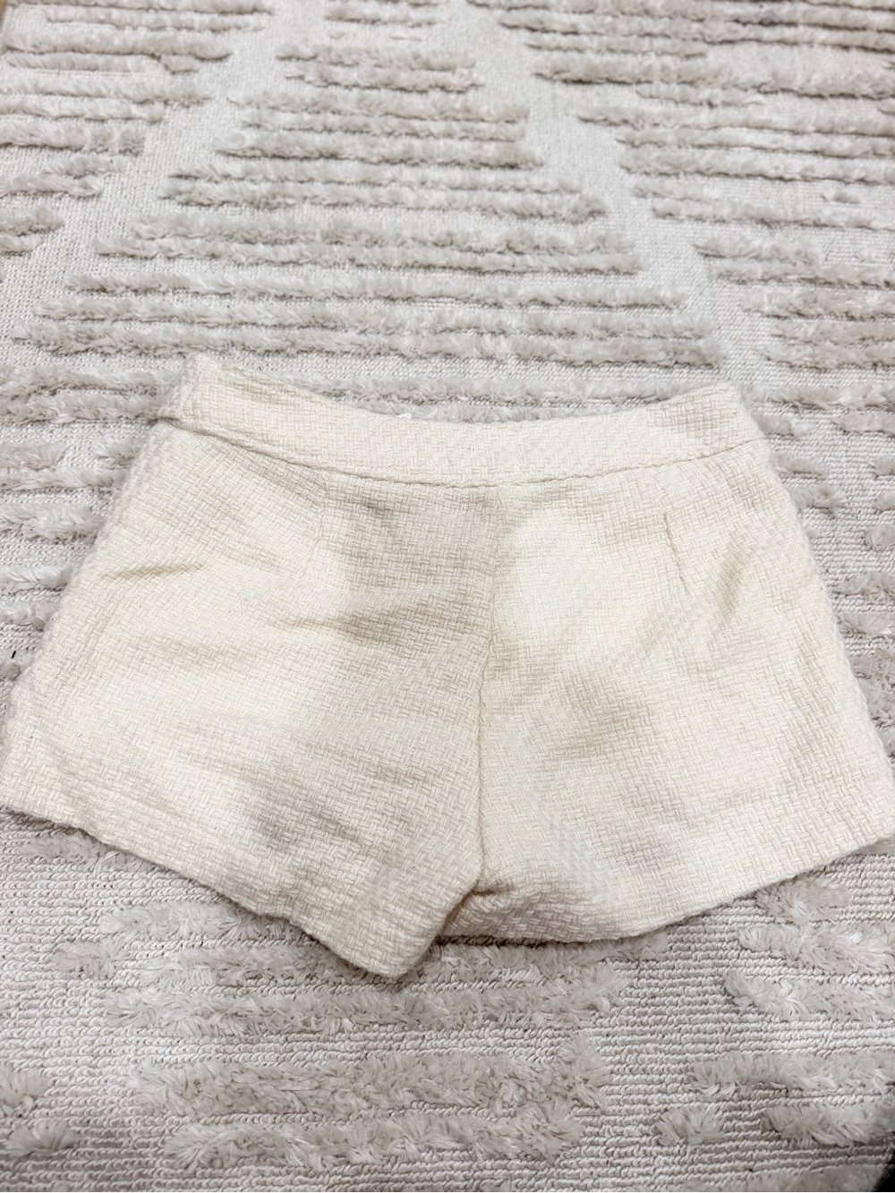 High-Waist Cream Tweed Shorts with Gold Button Detail - Picture 3 of 3